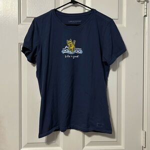 Life is Good Crusher Tee Size L Dog Playing in the Puddles